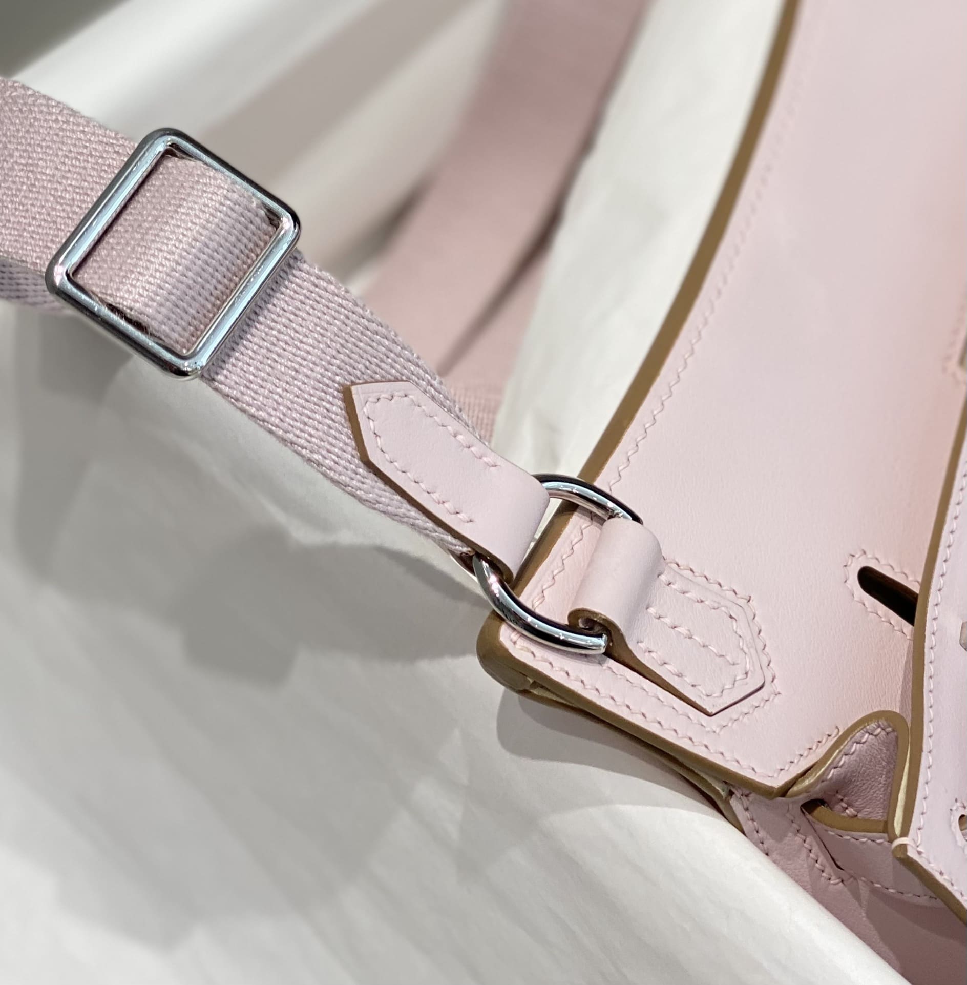 Hermès Jypsière Mini Evercolor Mauve Pâle