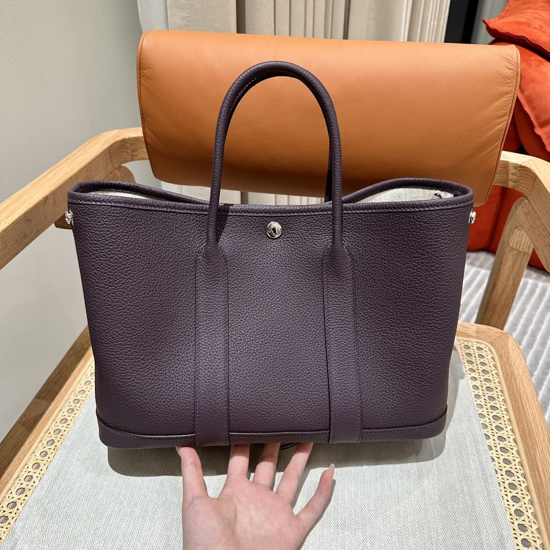 HERMÈS  Garden Party TPM 30 Cassis Negonda Leather Tote Bag