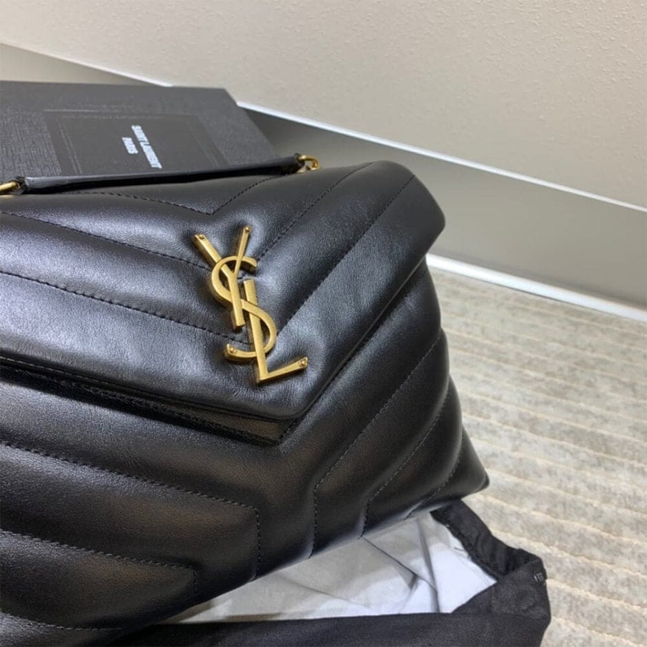 SAINT LAURENT LOULOU SMALL CHAIN BAG