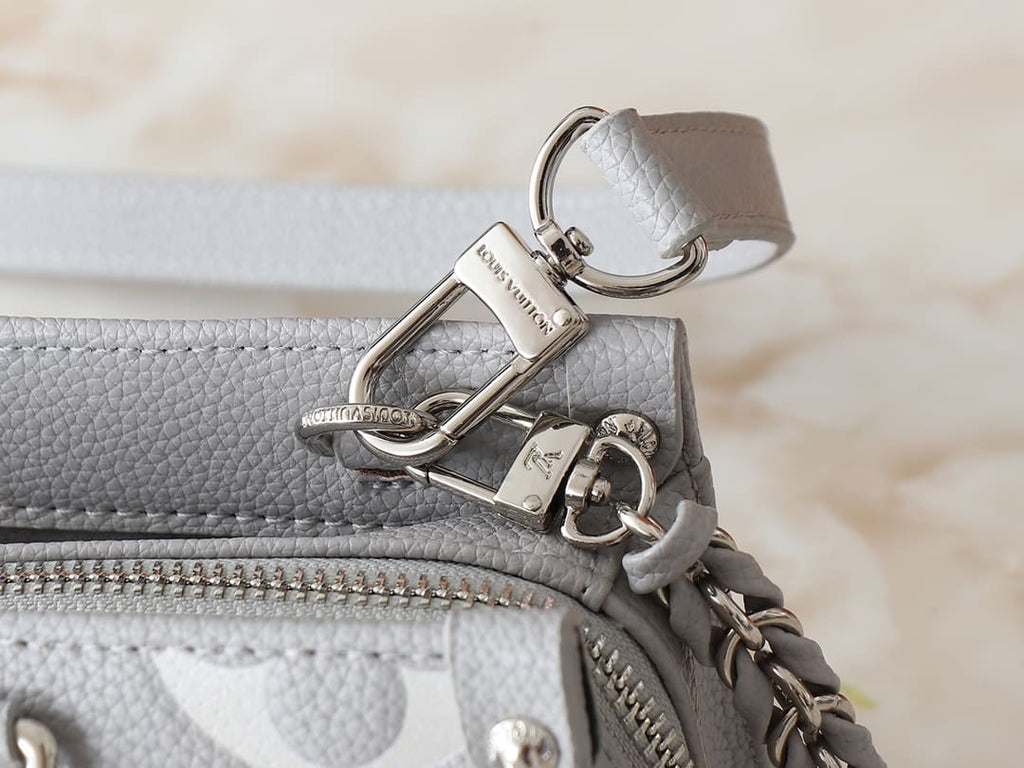 LOUIS VUITTON M14213 OnTheGo East West