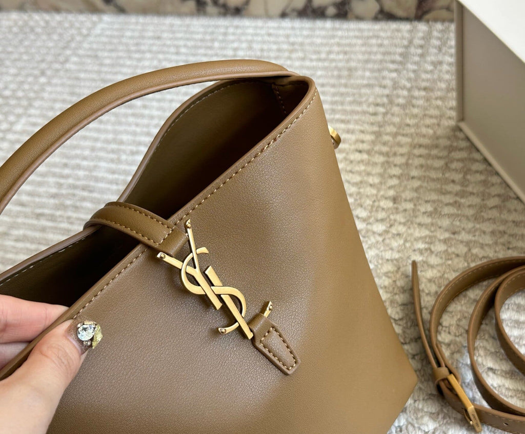 SAINT LAURENT LE 37 IN SHINY LEATHER