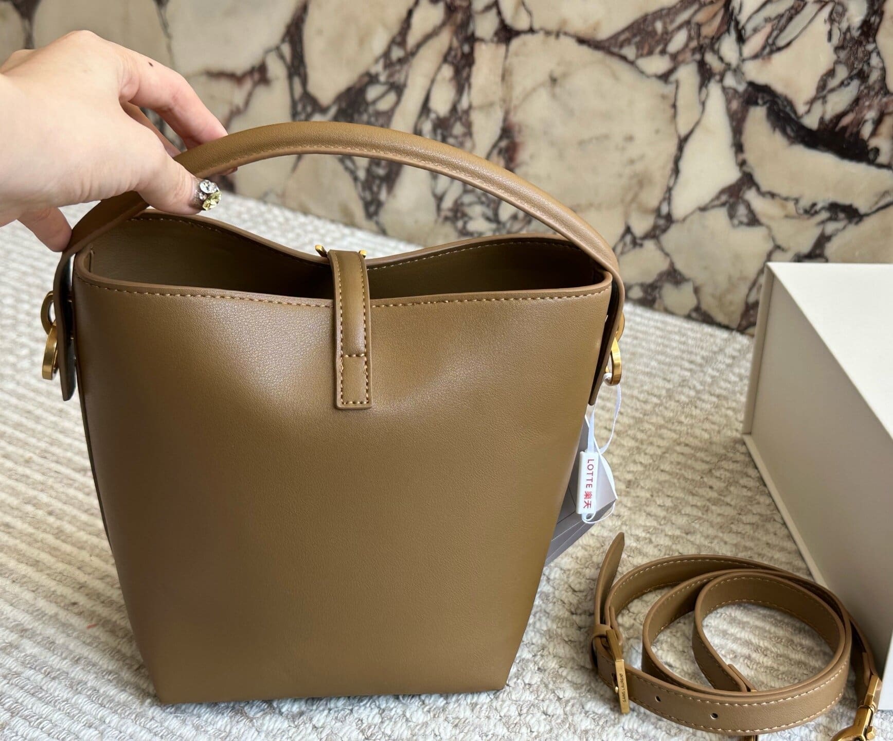 SAINT LAURENT LE 37 IN SHINY LEATHER