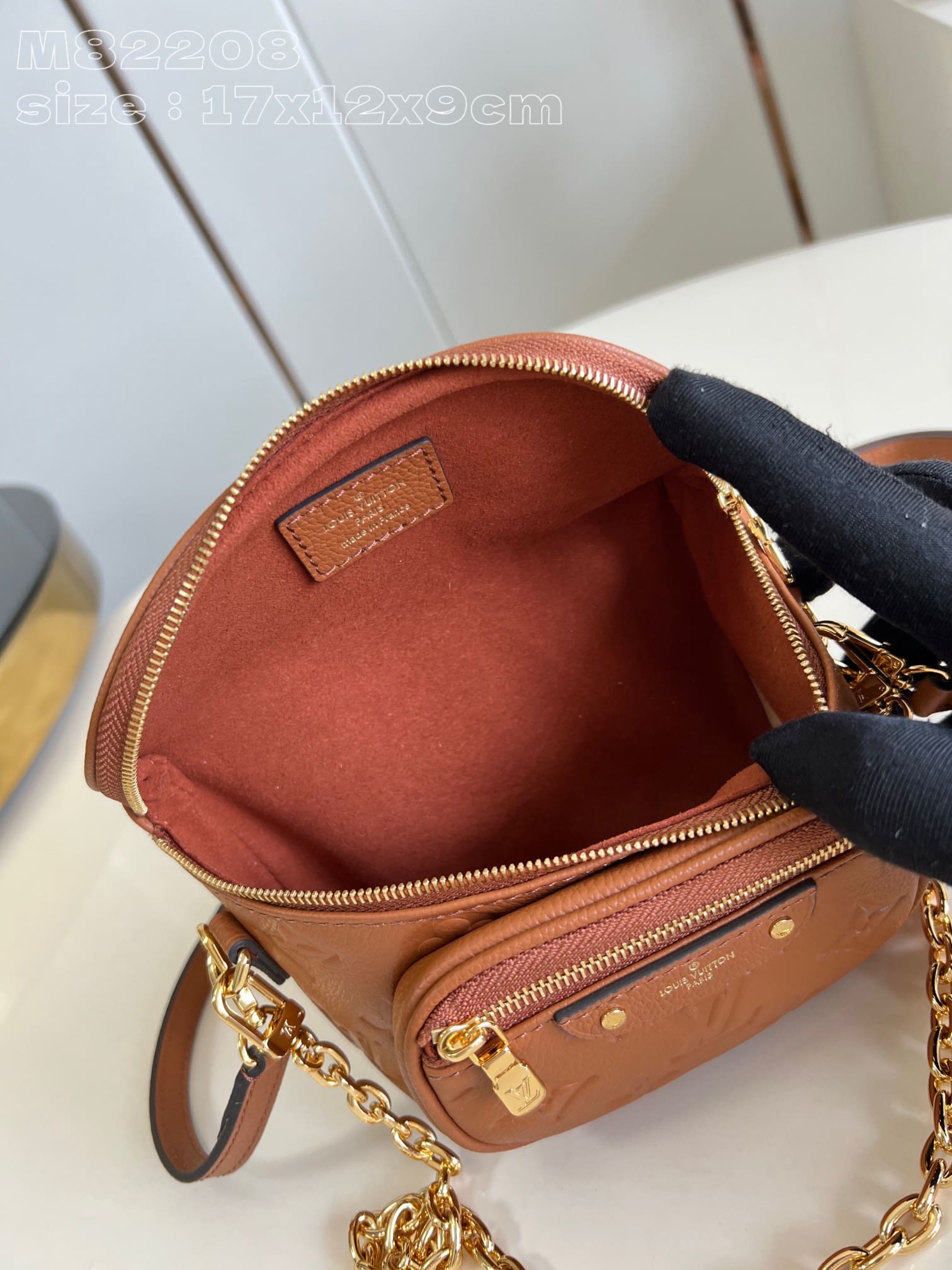 Louis Vuitton M12753 Mini Bumbag