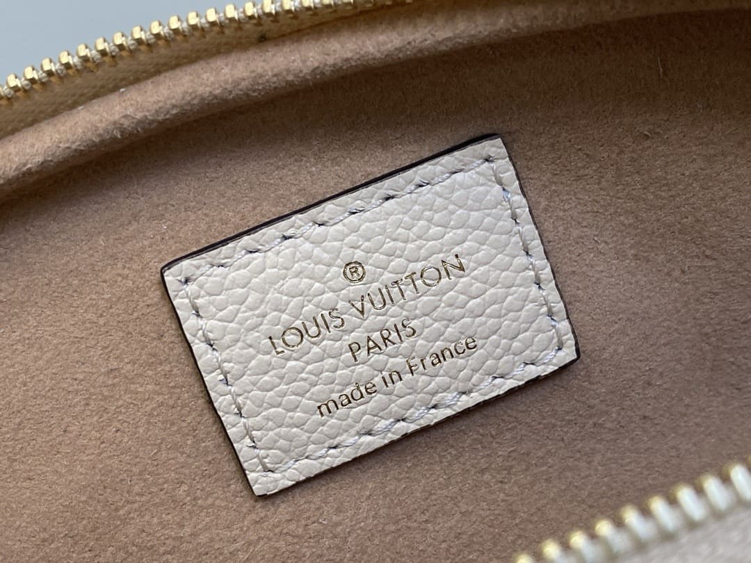 Louis Vuitton M83275 Mini Bumbag