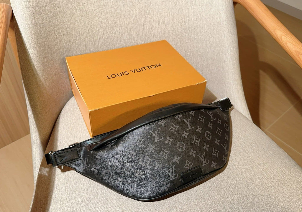 Louis Vuitton M44336 Discovery Bumbag