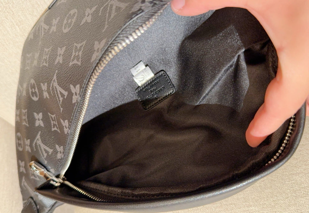 Louis Vuitton M44336 Discovery Bumbag