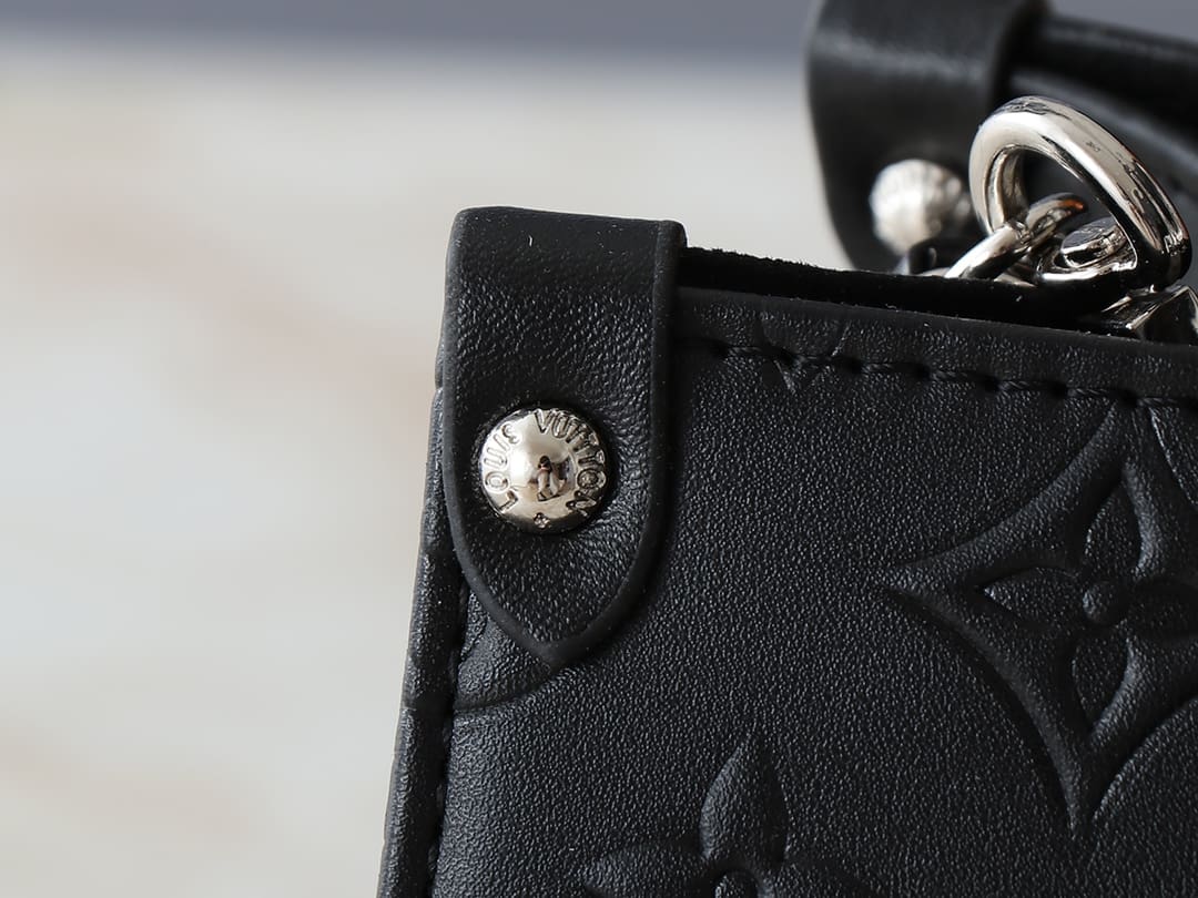 LOUIS VUITTON M14576OnTheGo PM