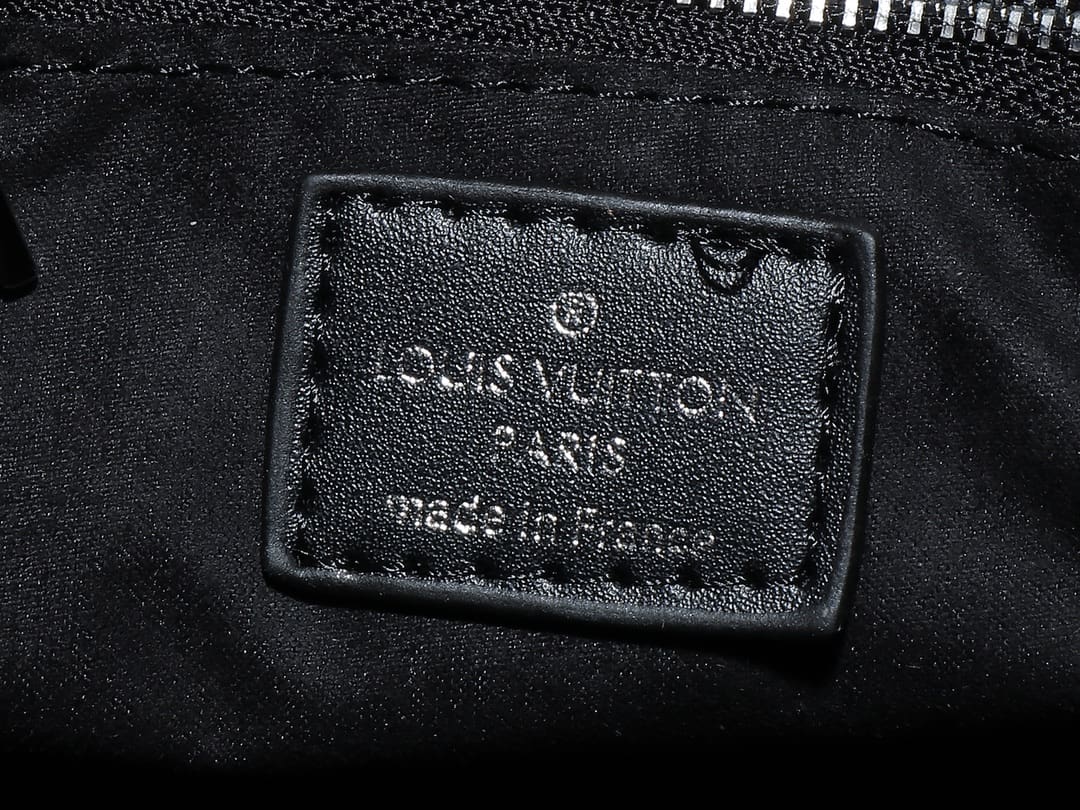 LOUIS VUITTON M14576OnTheGo PM
