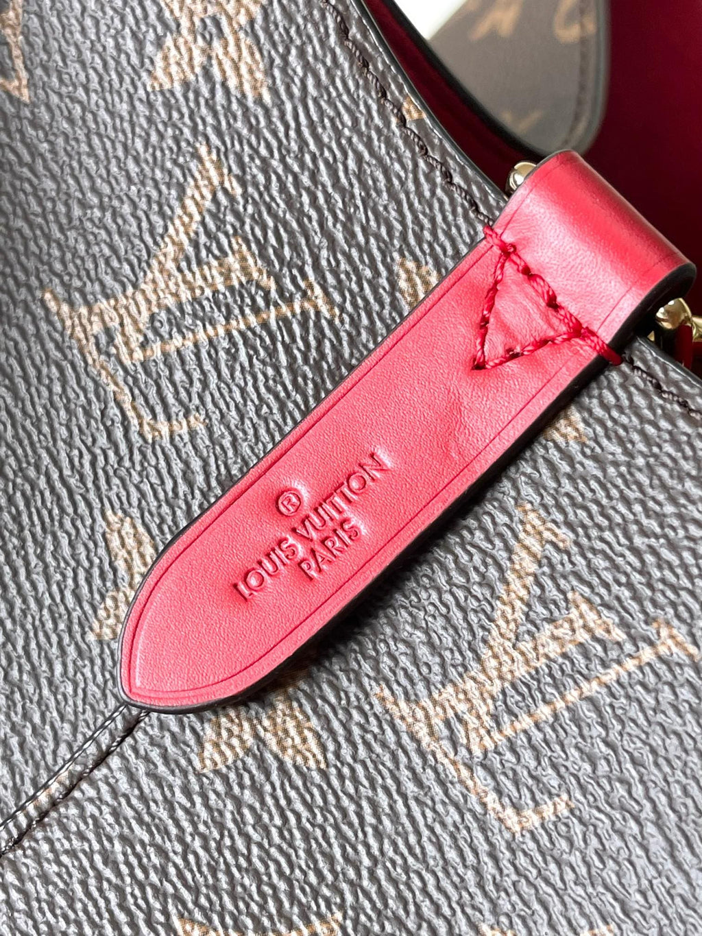 Louis Vuitton M44021 NéoNoé MM