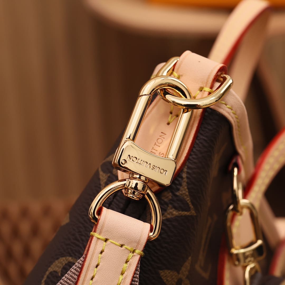 Louis Vuitton M46705 Neverfull BB