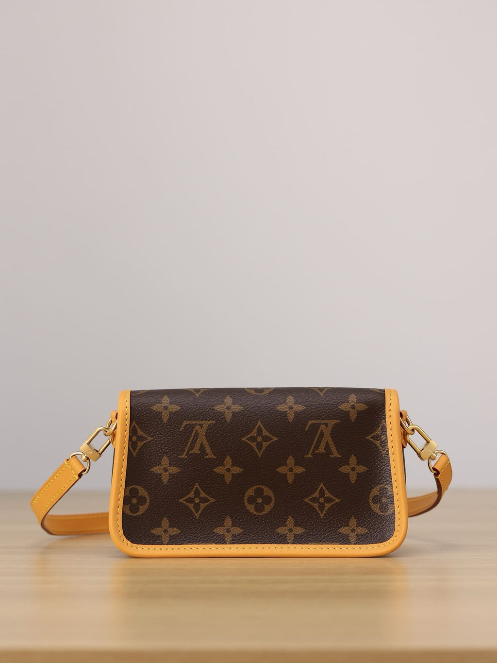 Louis Vuitton M83298 Nano Diane
