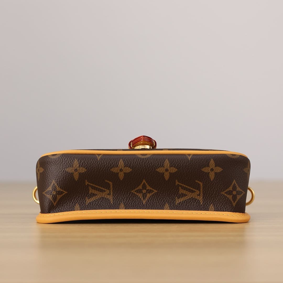 Louis Vuitton M83298 Nano Diane