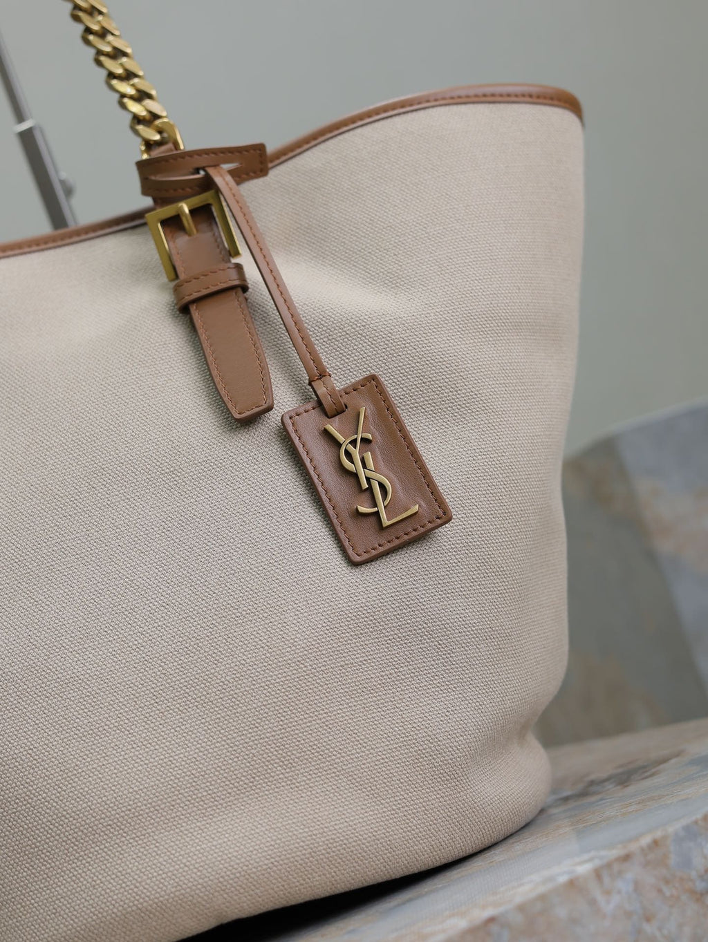Saint Laurent Cassandre-tag