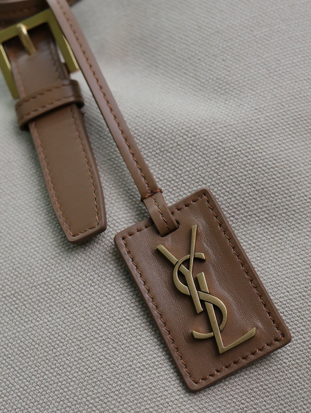 Saint Laurent Cassandre-tag