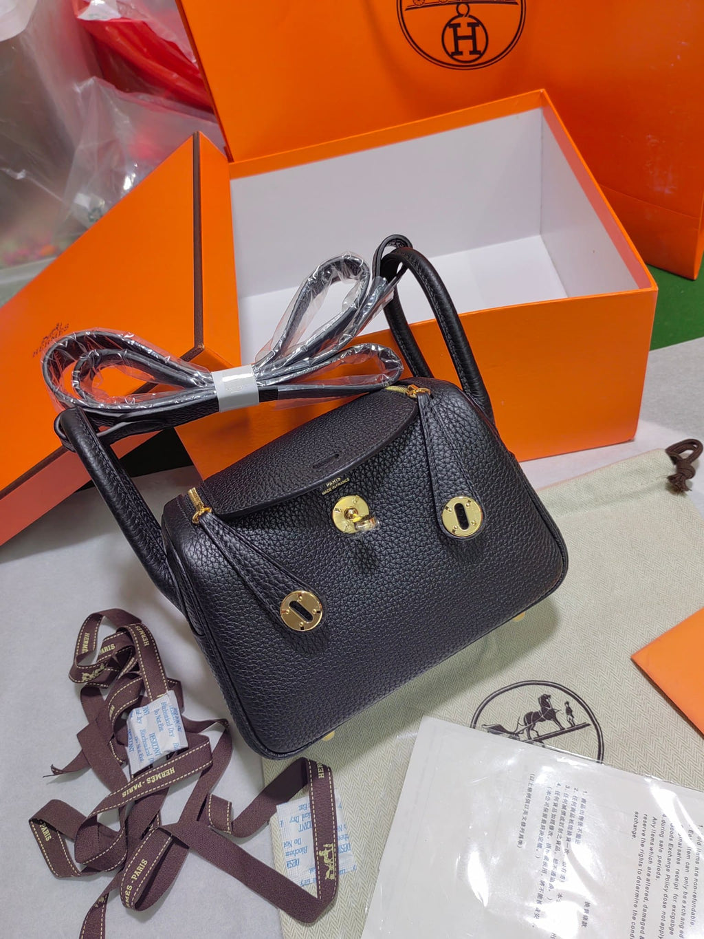 Hermès Mini Lindy Black Clemence Gold Hardware