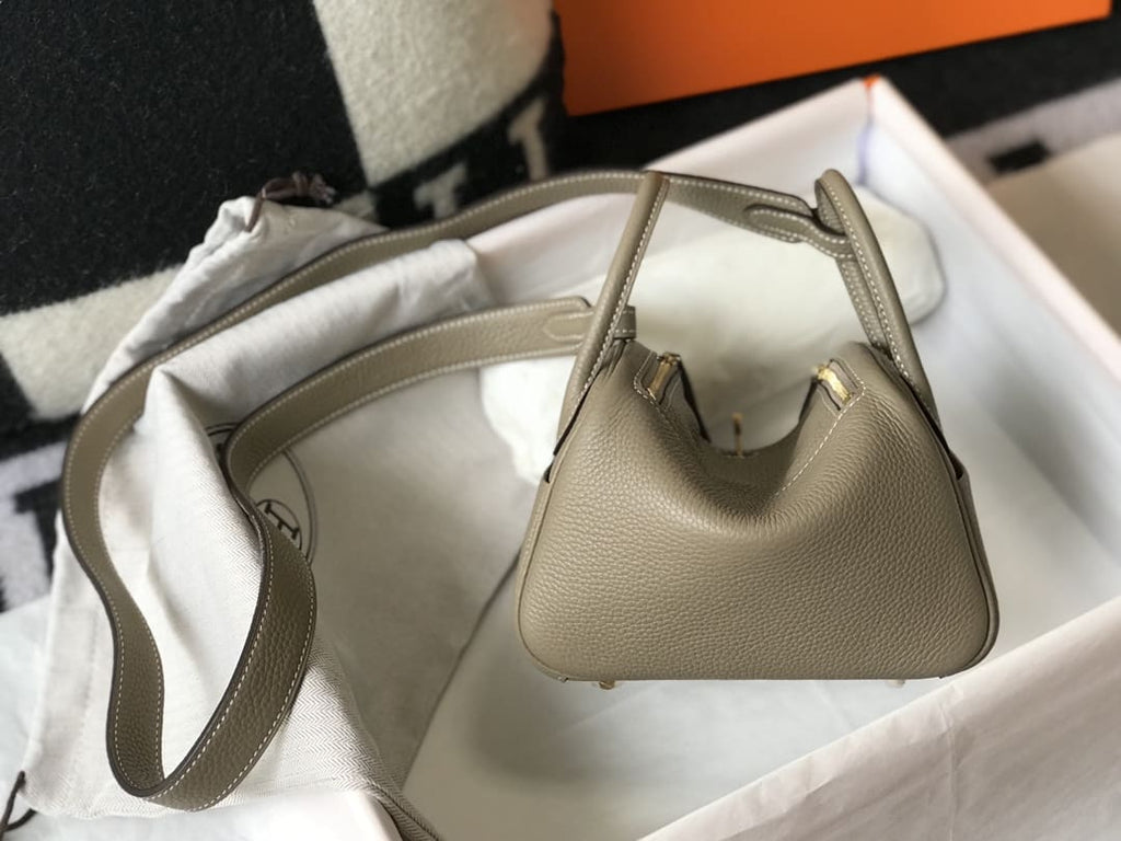 Hermès Mini  Lindy Beton Gold Clemence Gold Hardware