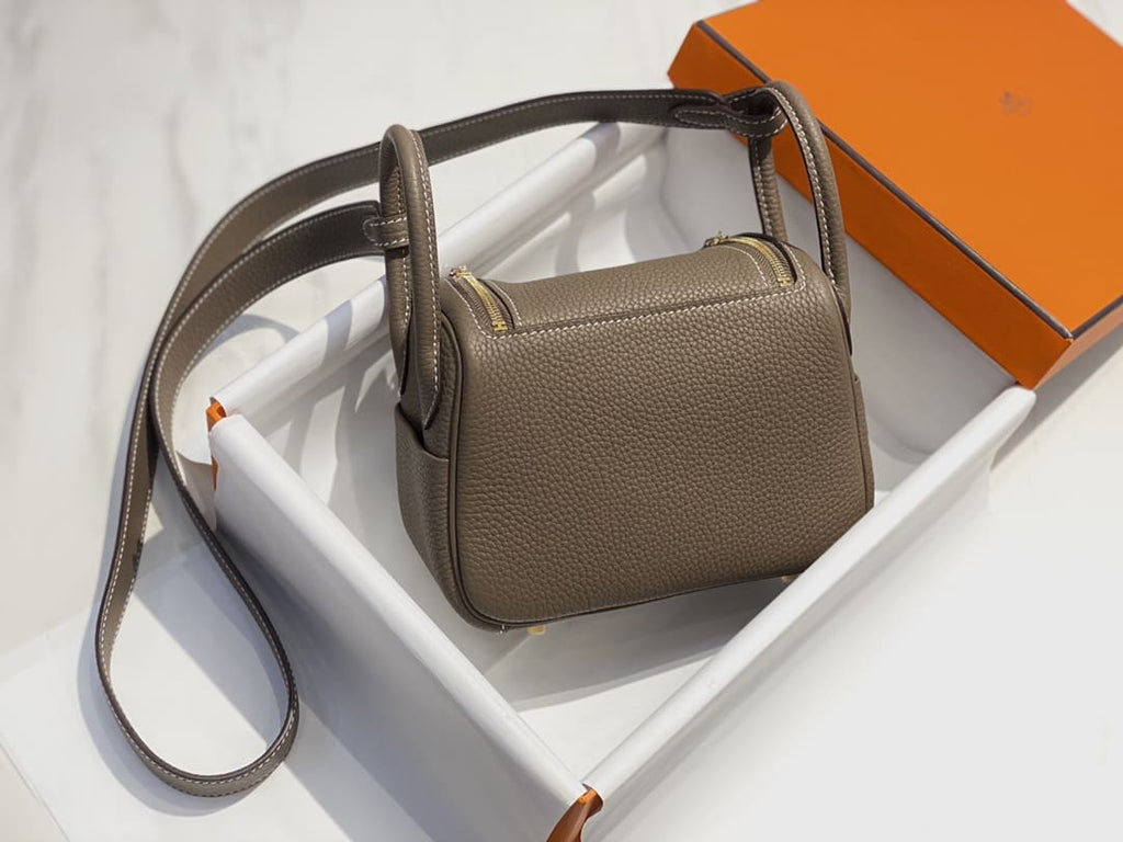 Hermès Mini Lindy Gold Clemence Gold Hardware