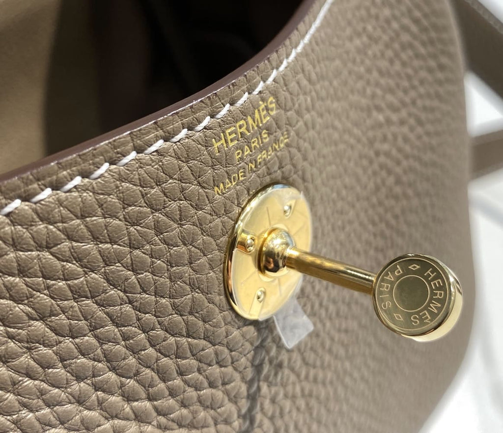 Hermès Mini Lindy Gold Clemence Gold Hardware