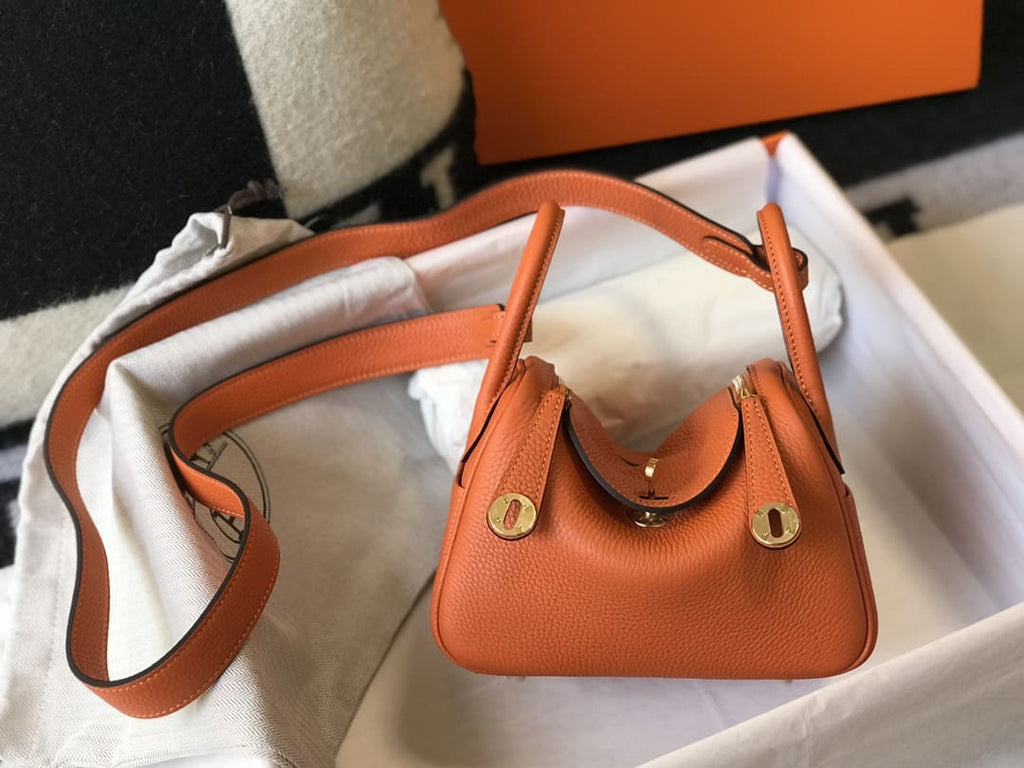 Hermès Mini Lindy Gold Clemence Gold Hardware