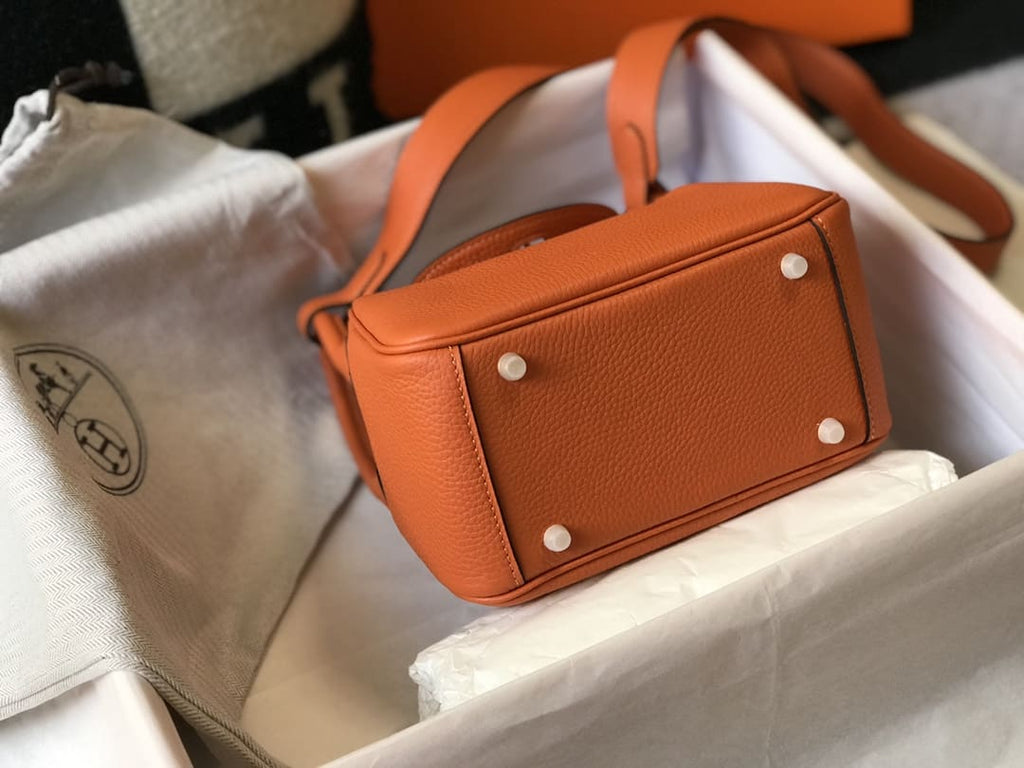 Hermès Mini Lindy Gold Clemence Gold Hardware