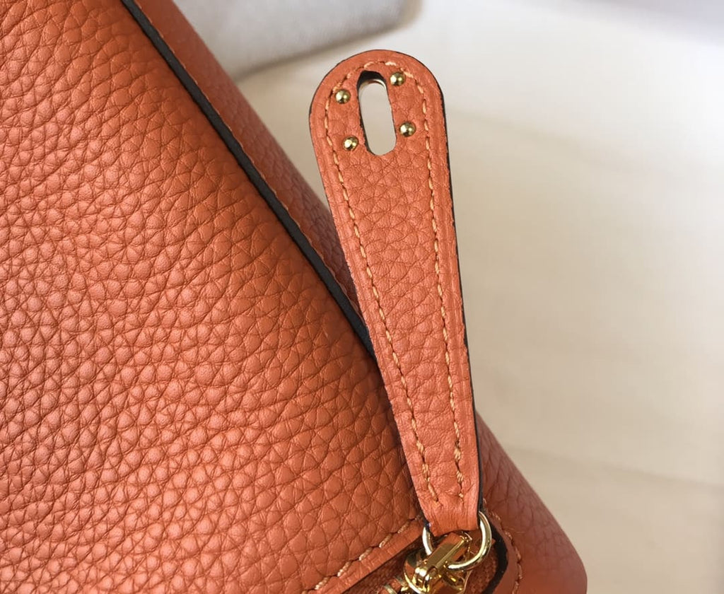 Hermès Mini Lindy Gold Clemence Gold Hardware