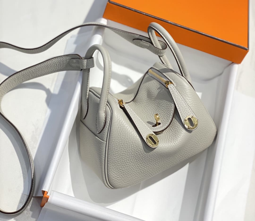 Hermès Mini  Lindy Sauge Gold Clemence Gold Hardware