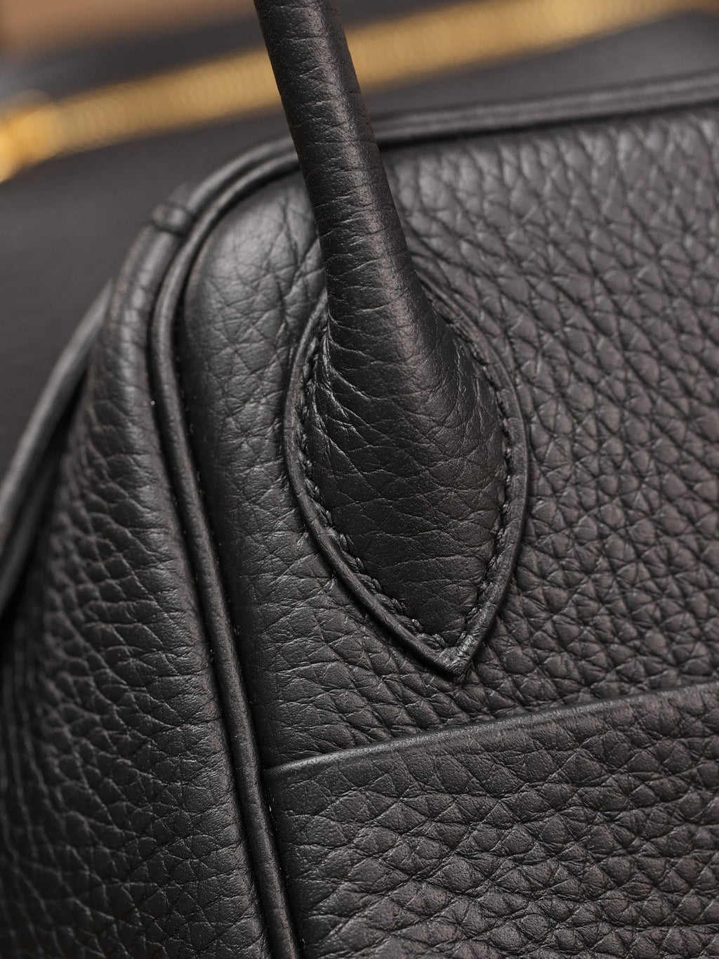 Hermès Lindy 26 Black Clemence Gold Hardware