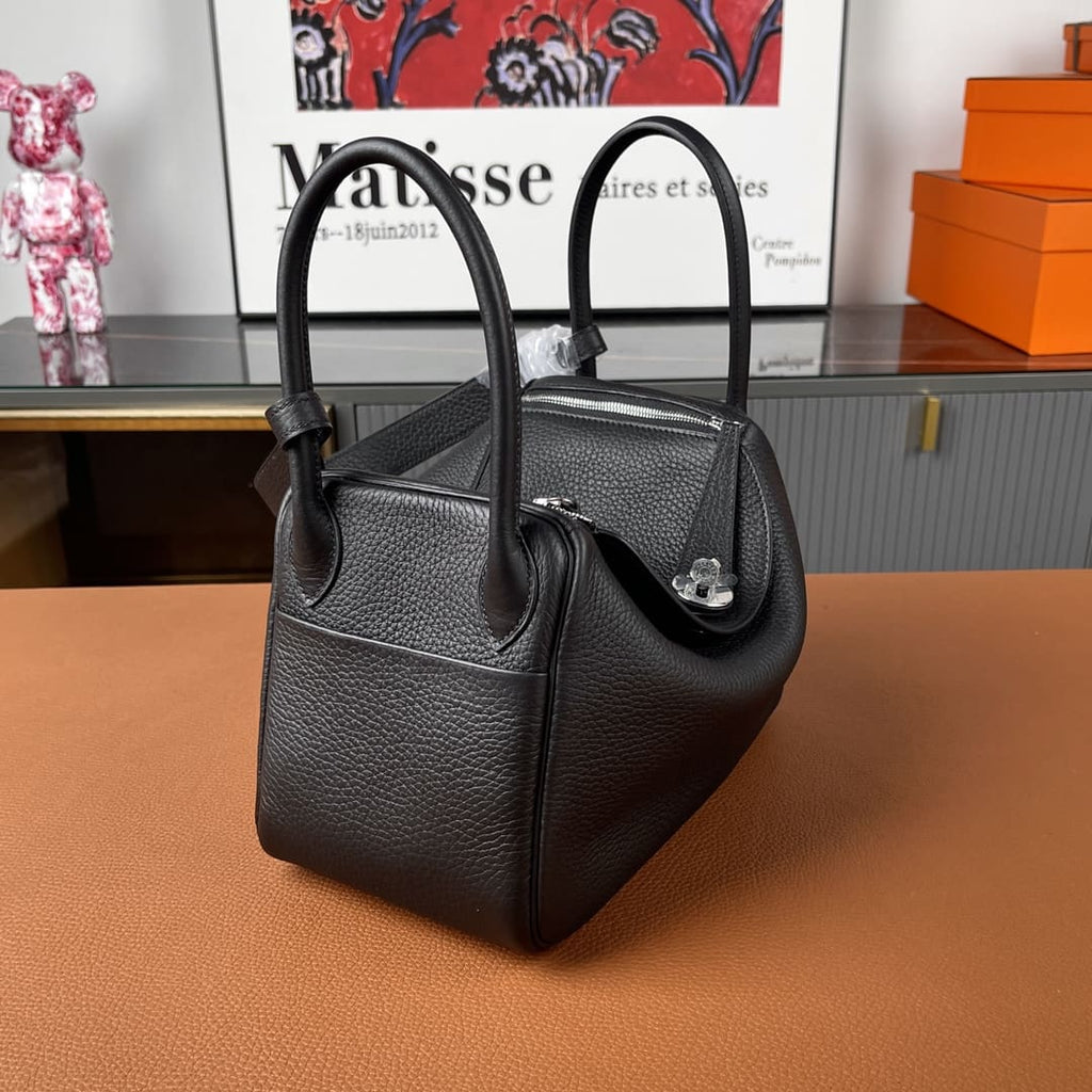 Hermès Lindy 26 Black Clemence Palladium Hardware