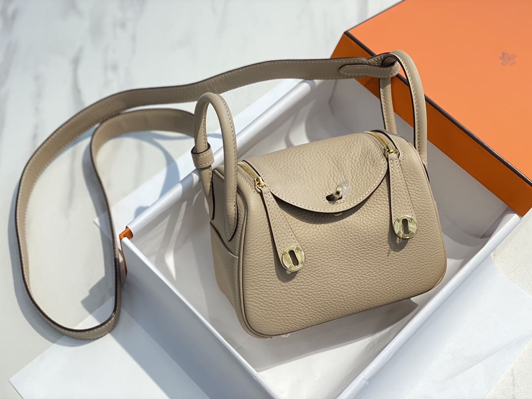Hermès Mini  Lindy Trench Gold Clemence Gold Hardware
