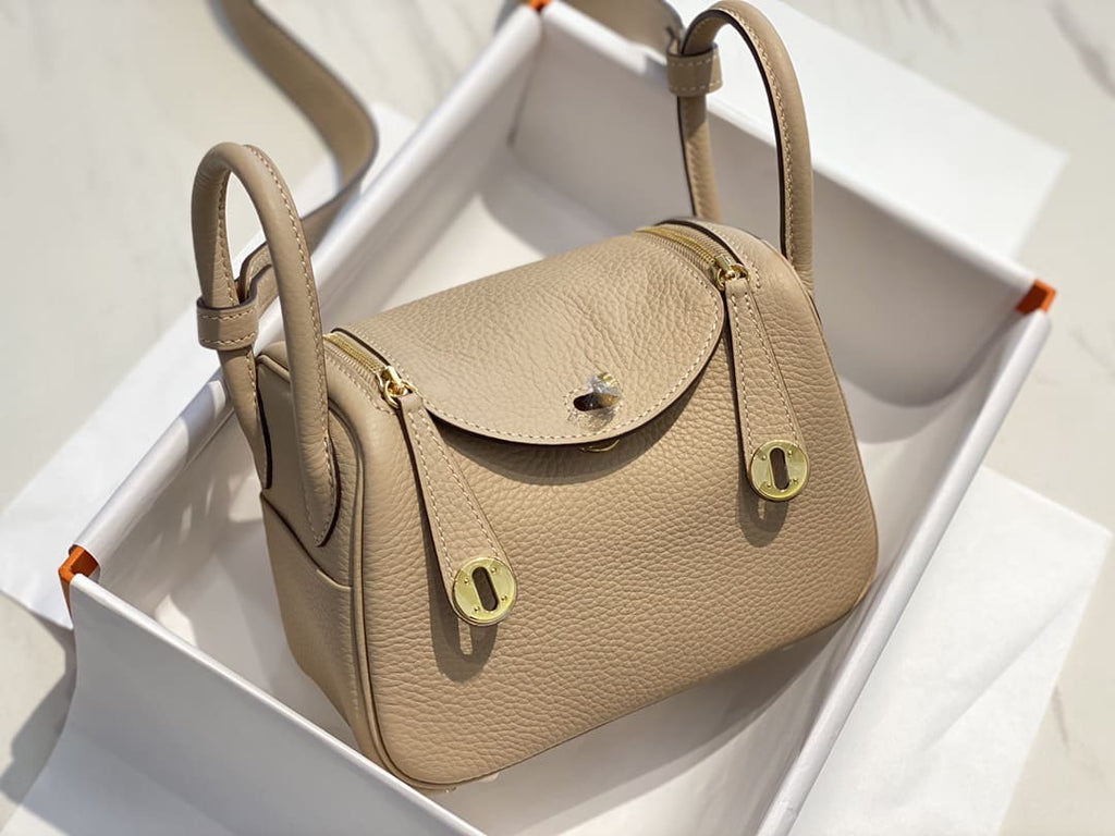 Hermès Mini  Lindy Trench Gold Clemence Gold Hardware