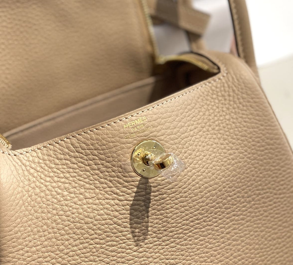 Hermès Mini  Lindy Trench Gold Clemence Gold Hardware