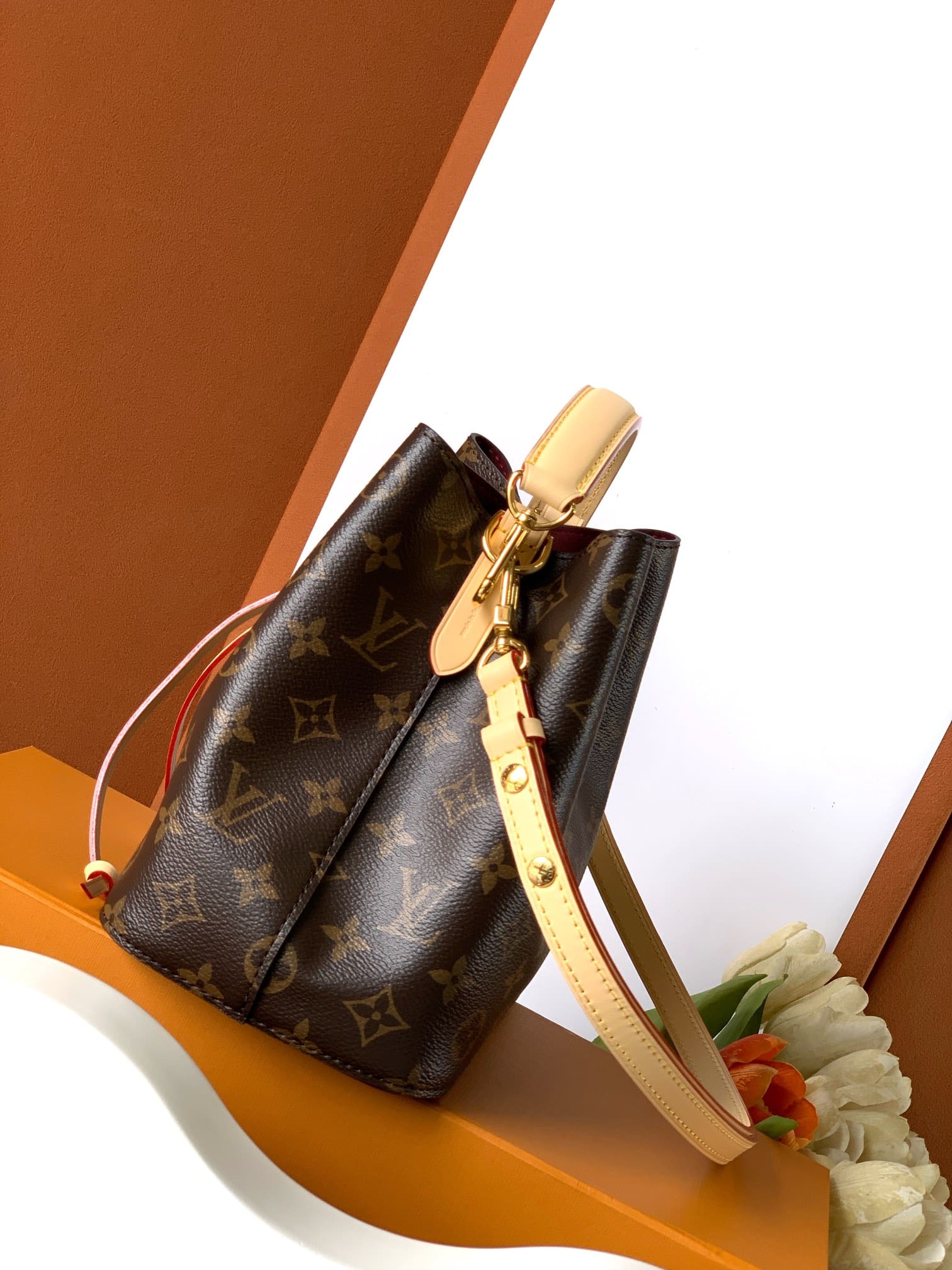 Louis Vuitton M46581 Néonoé BB