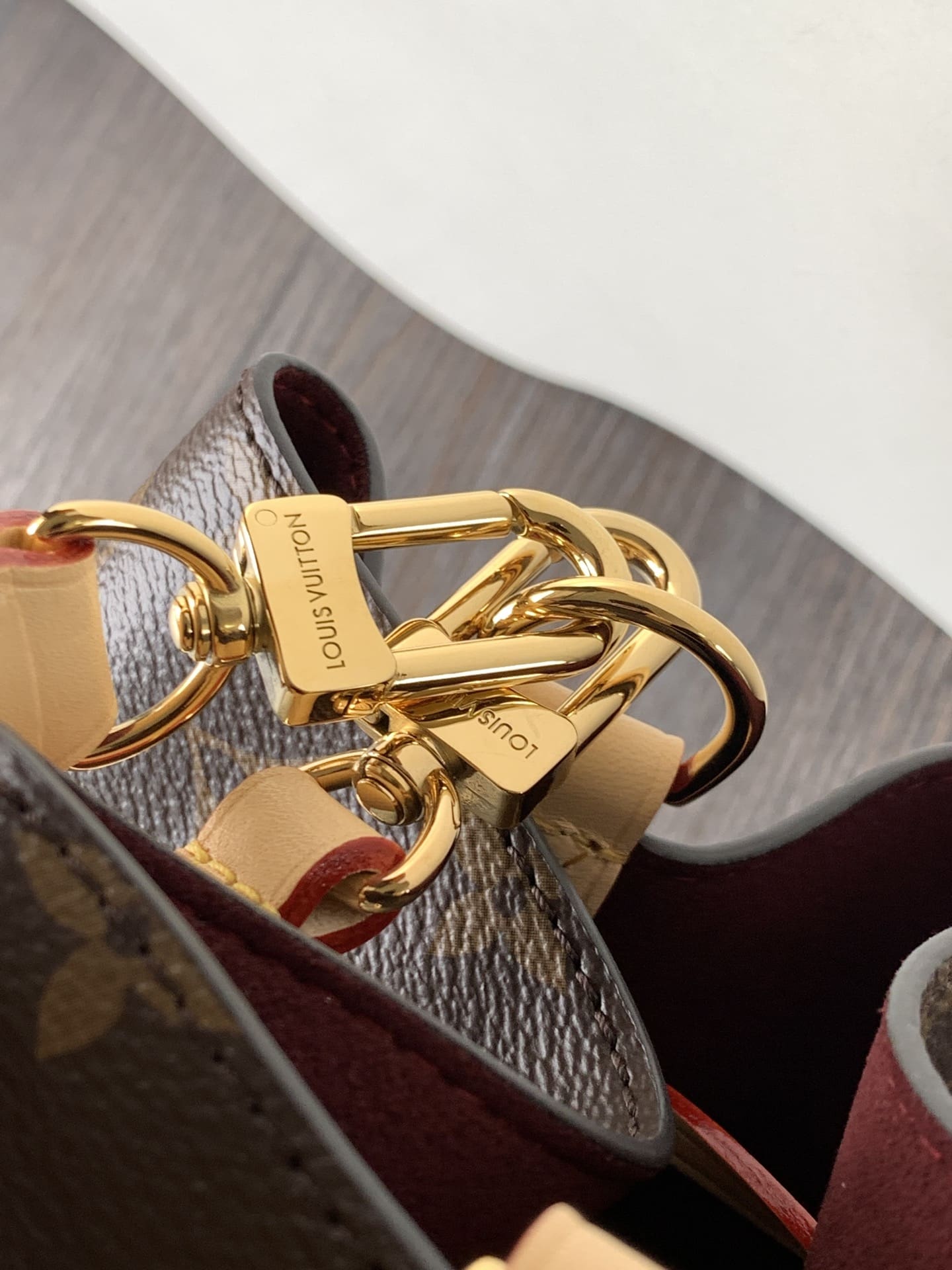 Louis Vuitton M46581 Néonoé BB