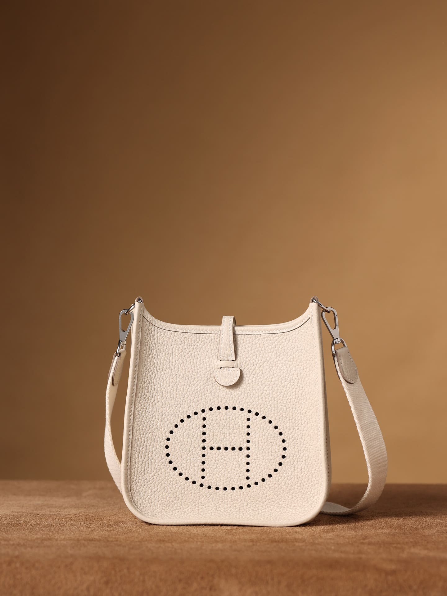 Hermès Evelyne TPM Nata Clemence Palladium Hardware