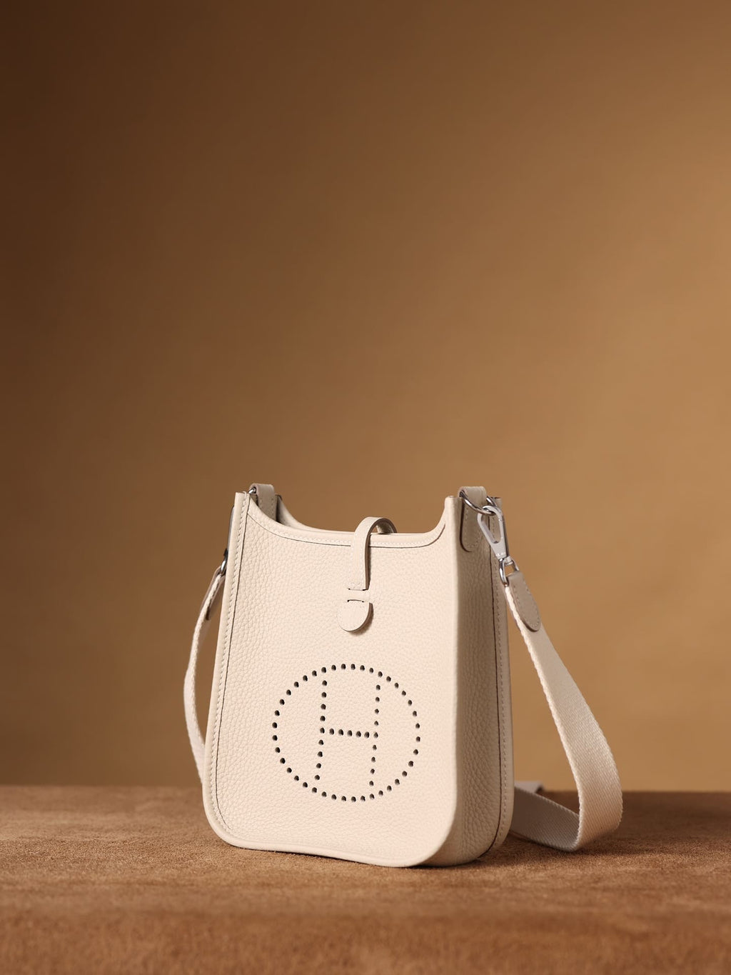 Hermès Evelyne TPM Nata Clemence Palladium Hardware