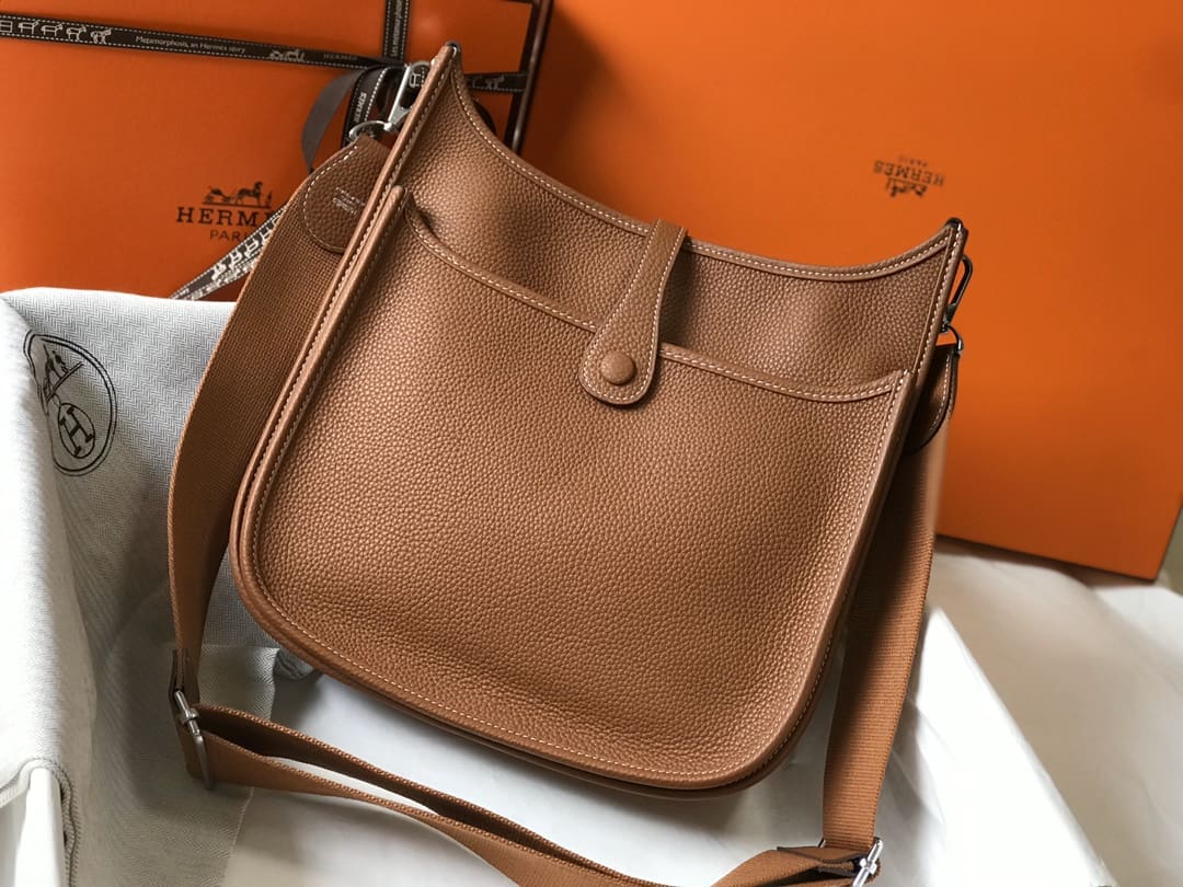 Hermès Evelyne III PM Gold Clemence Palladium Hardware
