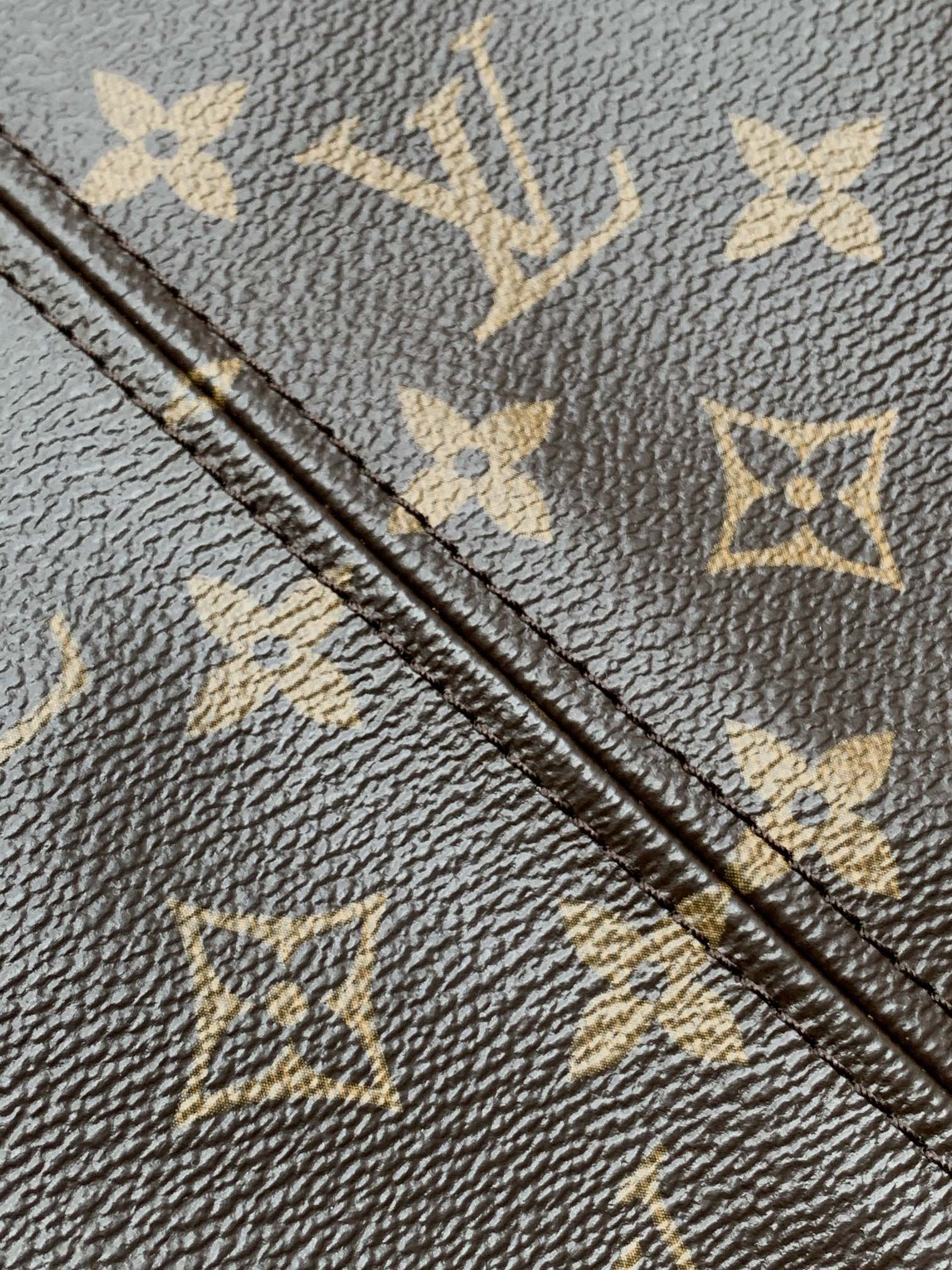 Louis Vuitton M40995 Neverfull MM Tote