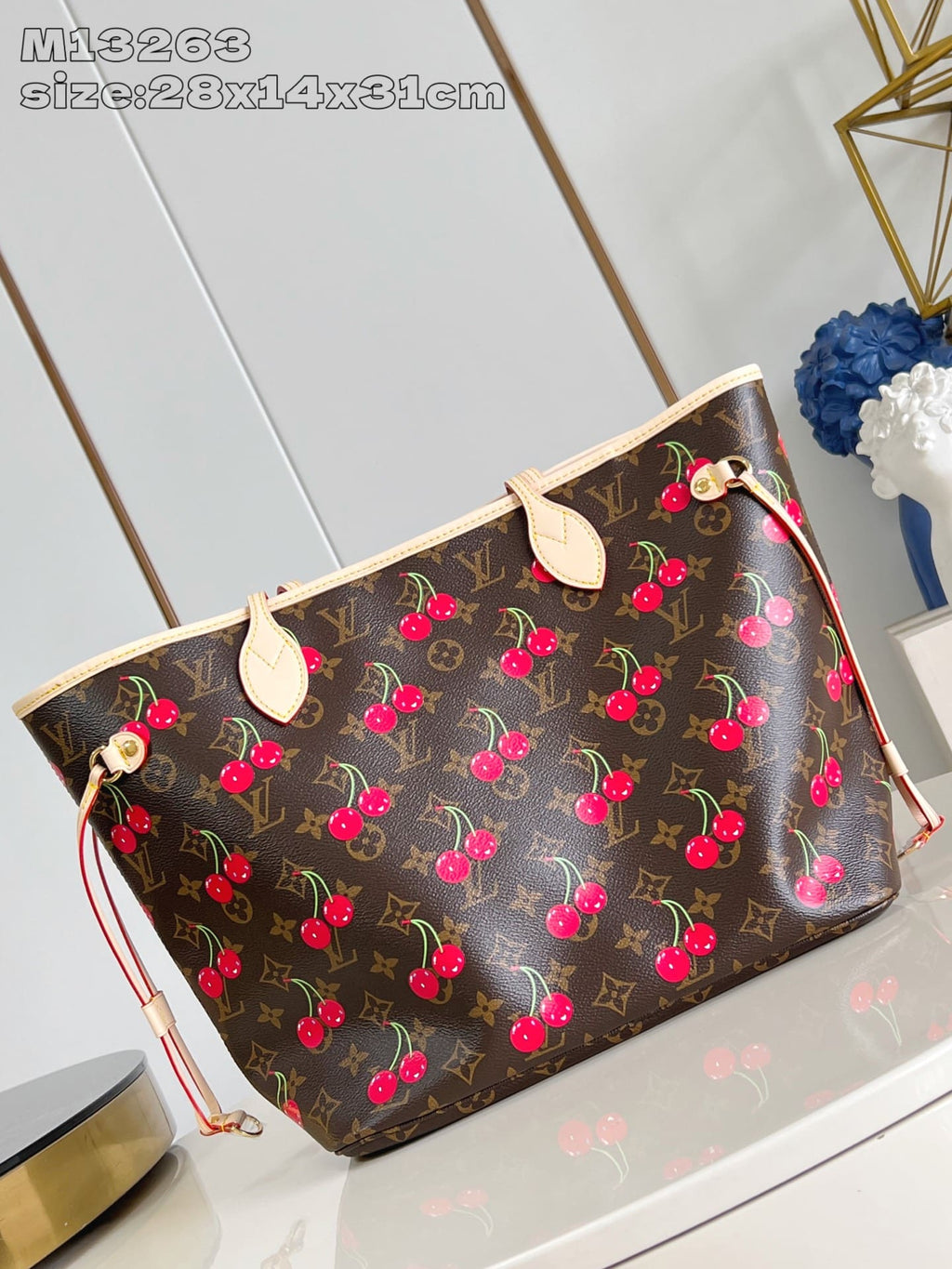 Louis Vuitton M13263 LV x TM Neverfull MM