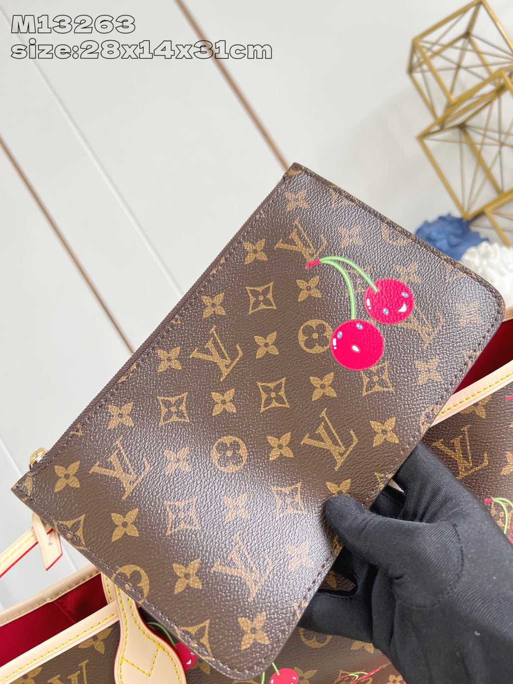 Louis Vuitton M13263 LV x TM Neverfull MM