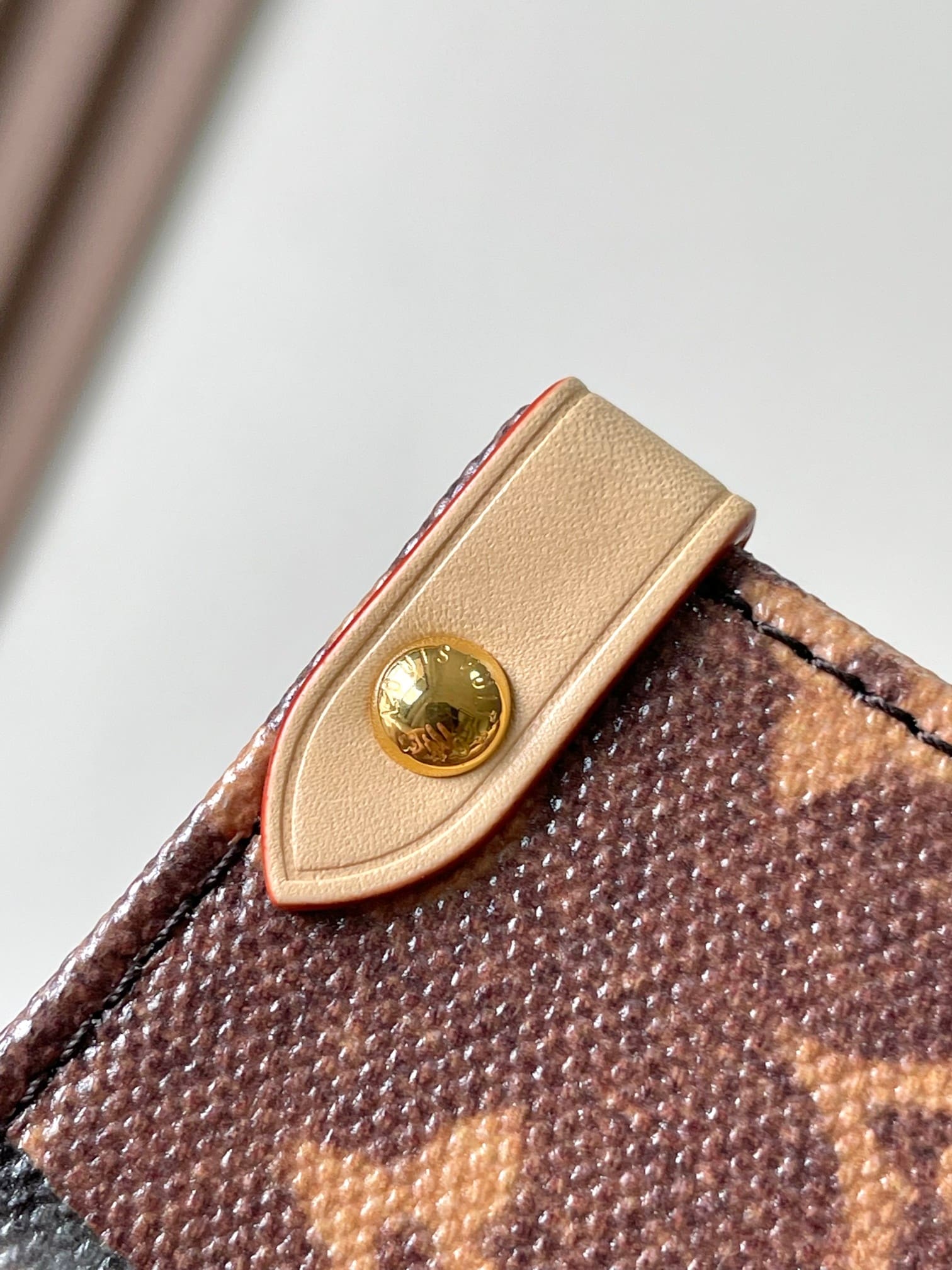 Louis Vuitton  Monogram Flight Mode Onthego Voyage