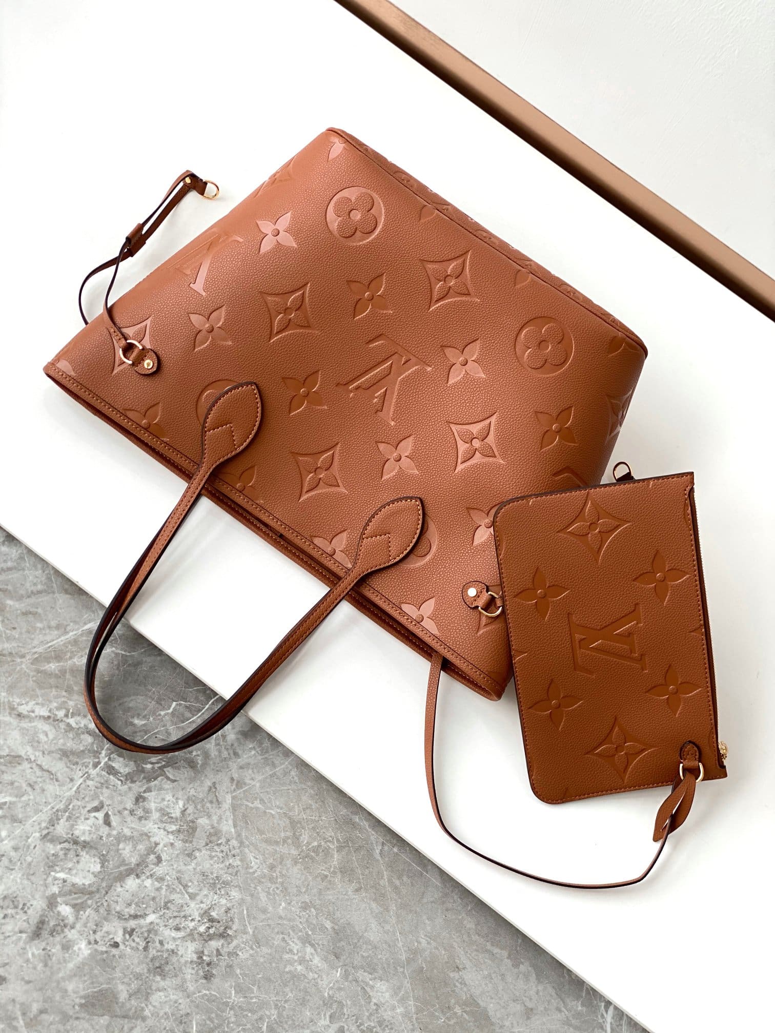 Louis Vuitton M12605 Neverfull MM