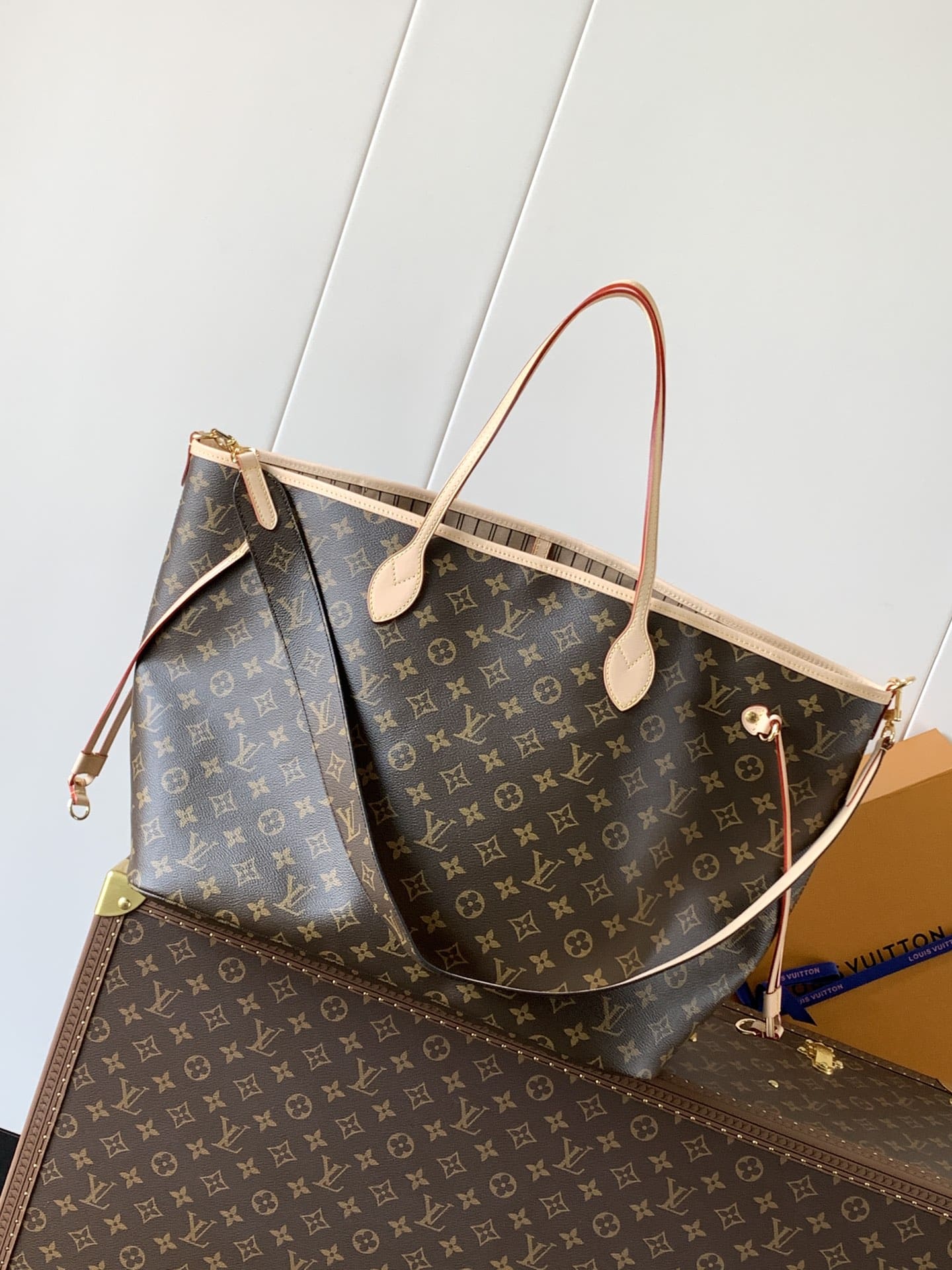 Louis Vuitton M11948 Neverfull Bandoulière Inside Out GM
