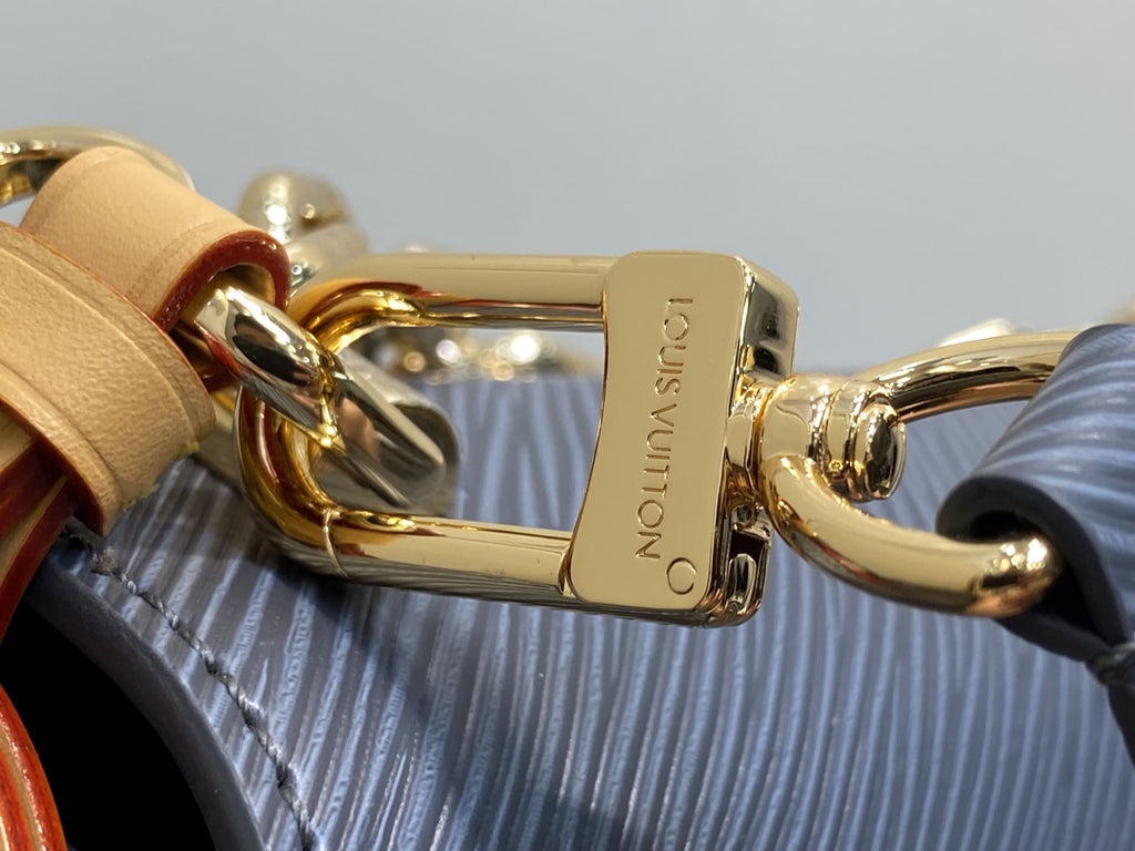 LOUIS VUITTON M14059 Twist MM