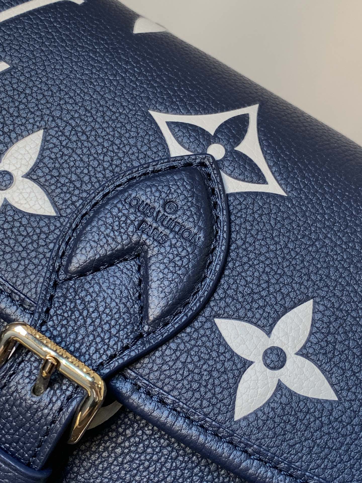Louis Vuitton M47161 Diane