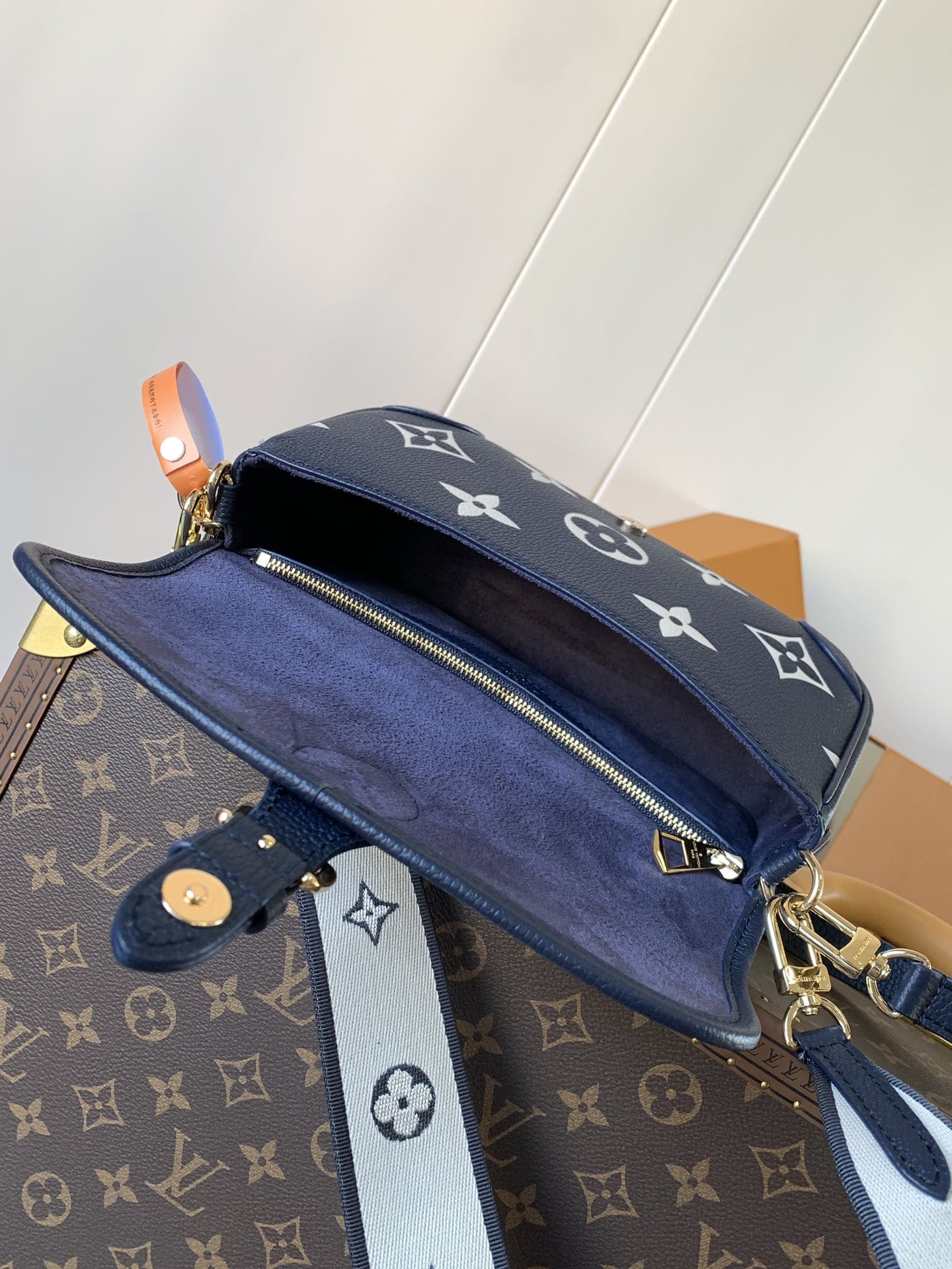 Louis Vuitton M47161 Diane