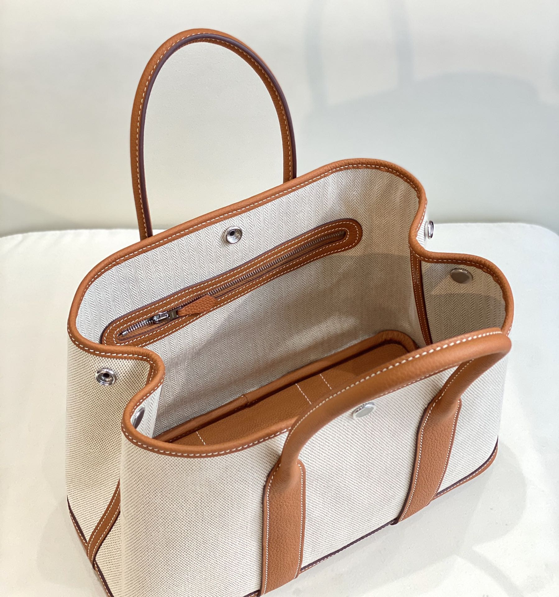 HERMÈS Garden Party 30