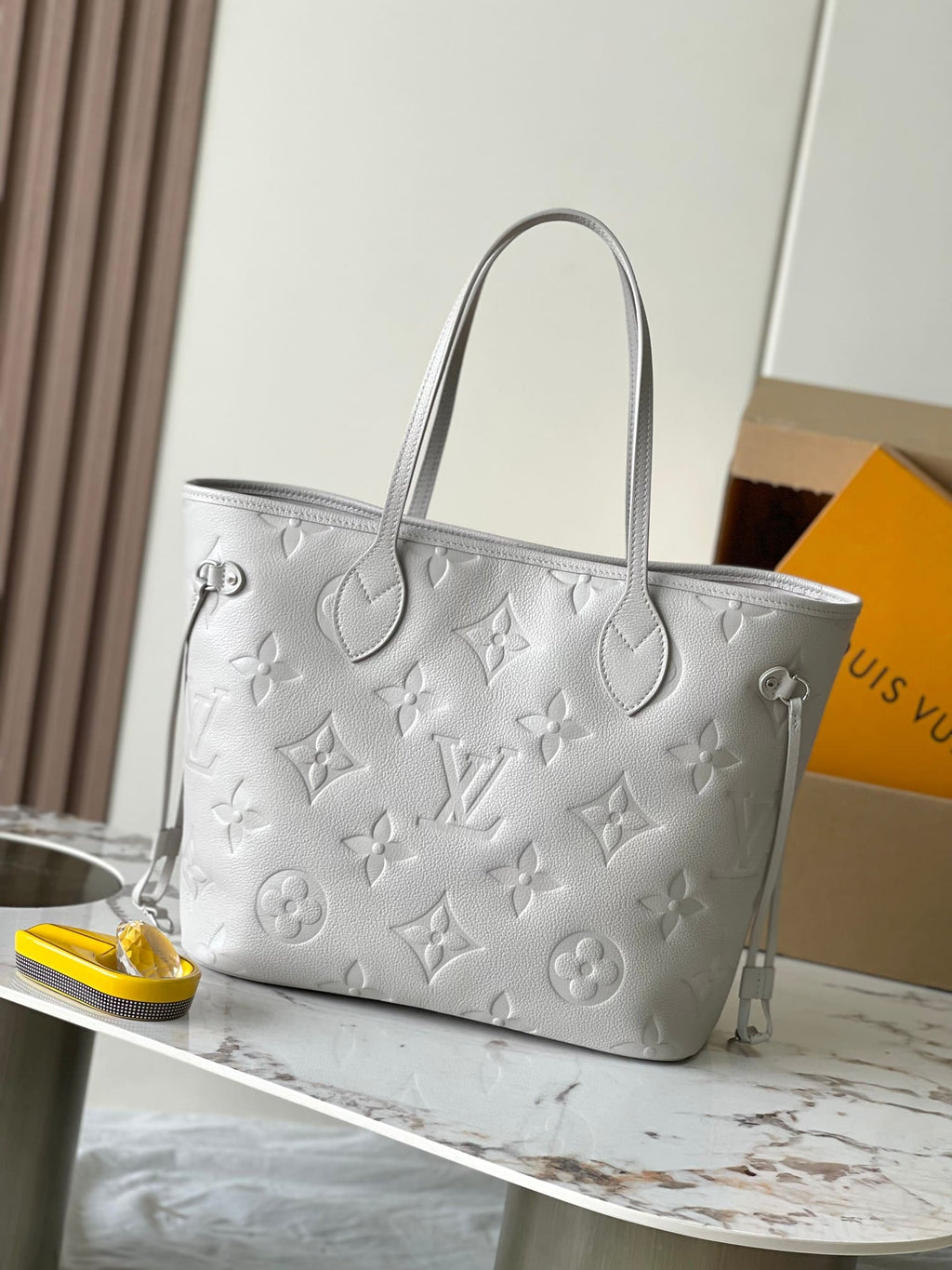 LOUIS VUITTON M13758 Neverfull MM