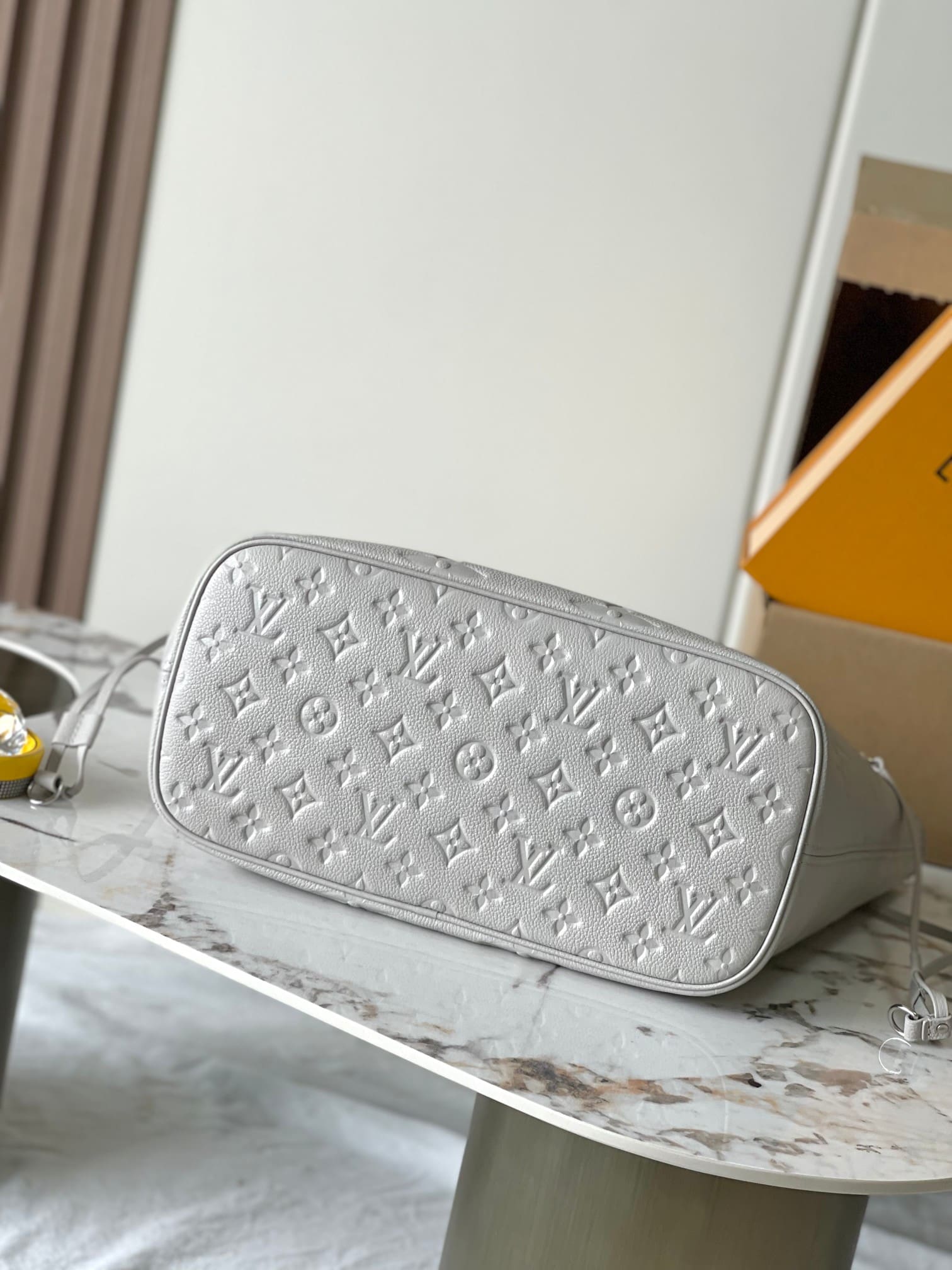 LOUIS VUITTON M13758 Neverfull MM