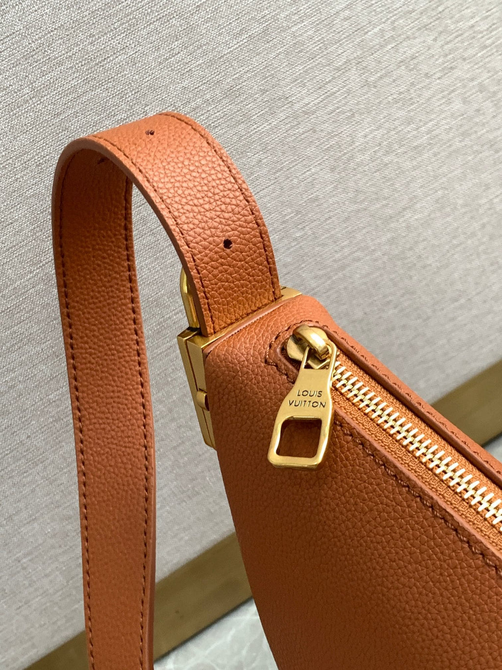 Louis Vuitton M83546 Low Key Bumbag