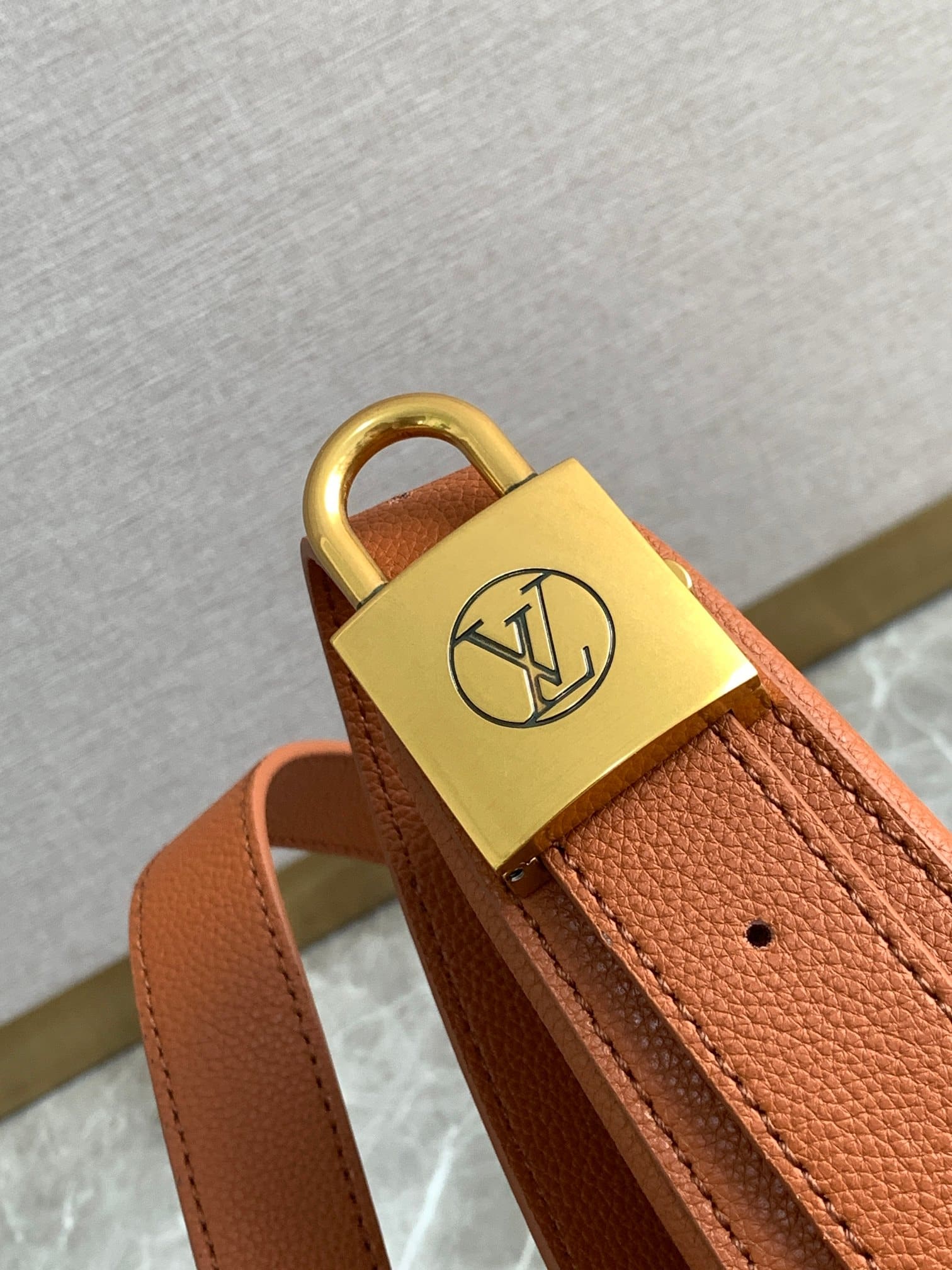 Louis Vuitton M83546 Low Key Bumbag